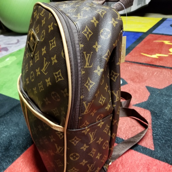 Louis Vuitton book bag - Picture 6 of 8